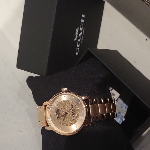 Women rose gold coach watch. - Picture 3 of 5